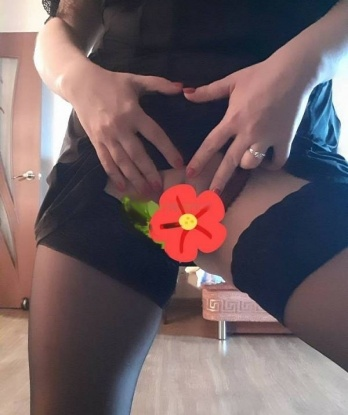 🌸 Со мной ты окунешься в мир наслаждений и незабываемых эмоций. 🌟 У меня есть масса опыта и сексуальных трюков, чтобы удовлетворить твои самые глубокие желания. 💋 Мои услуги охватывают широкий спектр: классический секс, оральный секс, анальный секс, массаж и многое другое. 🌹 В моей горячей компании ты почувствуешь себя желанным и особенным. ☀️ Не бойся попросить меня о чем-то особенном, я открыта для экспериментов. 💥 У меня есть отличные отзывы от моих довольных клиентов, которые гарантируют, что я истинная профессионалка в своем деле. 🌟 Посмотри мои фото и убедись в этом сам! 💃 Жду встречи в Москве, чтобы создать незабываемый опыт для обоих! 🌇 Инна